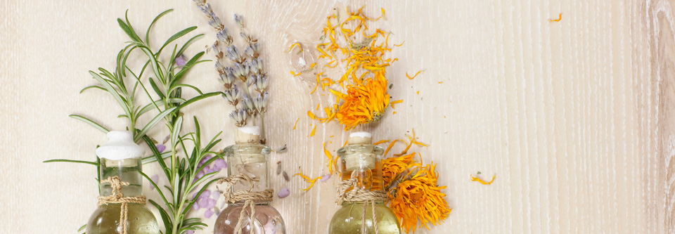 Aromatherapy bottles image